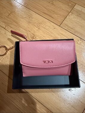 Tumi Belden Flap Card Case in Cameo Rose